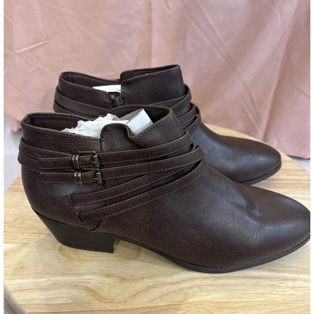 Style & Co Willoww Women’s Brown Cushioned Buckle Accent Round Toe 9.5M New shoe